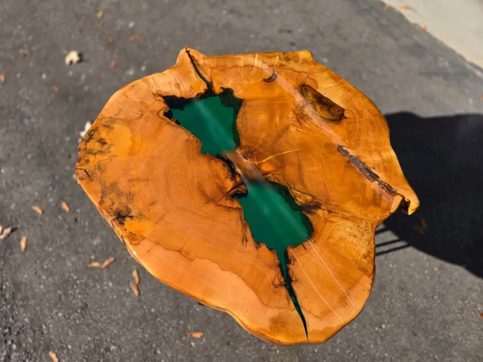 Magnificent Maple Transparent Jade Side Table image indicator(6)