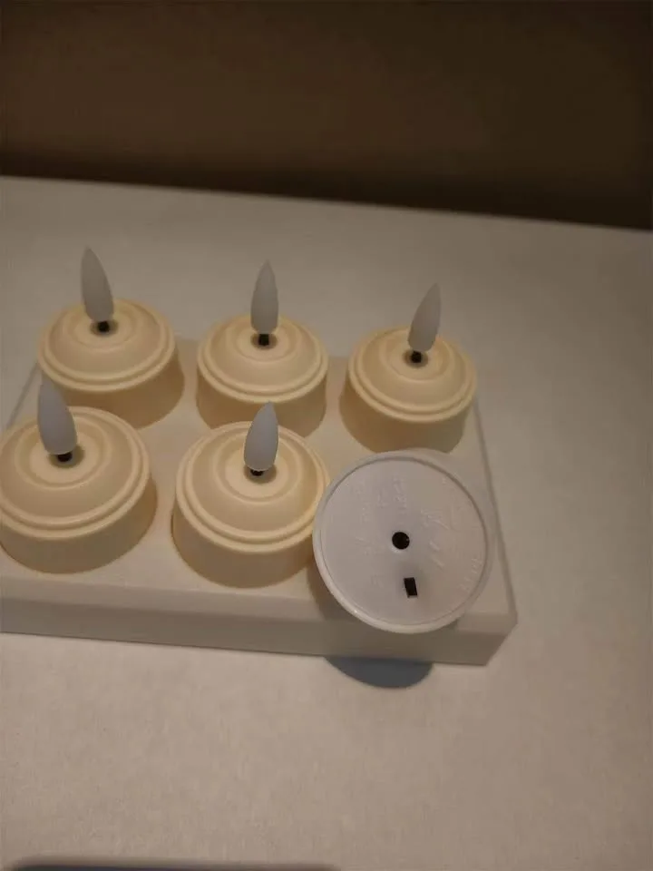 6 pack rechargeable flameless tea lights - Available for sale image indicator(3)