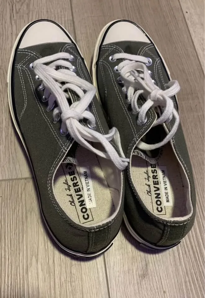 BRAND NEW MENS CONVERSE LOW TOPS DARK GREEN SNEAKERS image indicator(4)