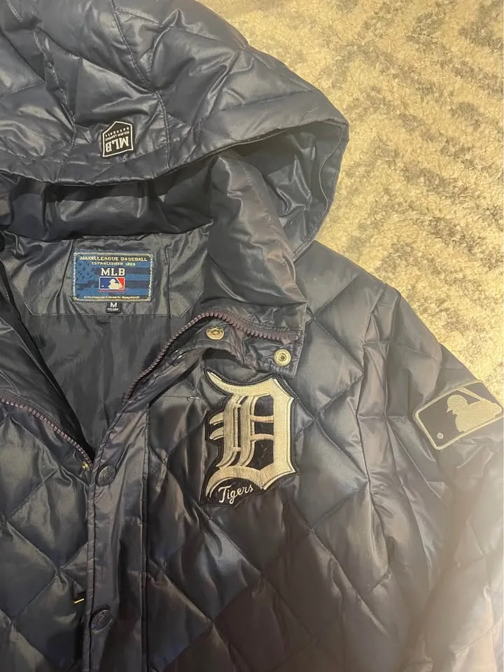 Detroit Tigers MLB Puffer Jacket Men’s medium image indicator(2)