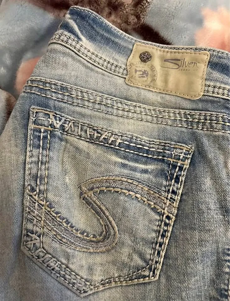 Women’s silver jeans