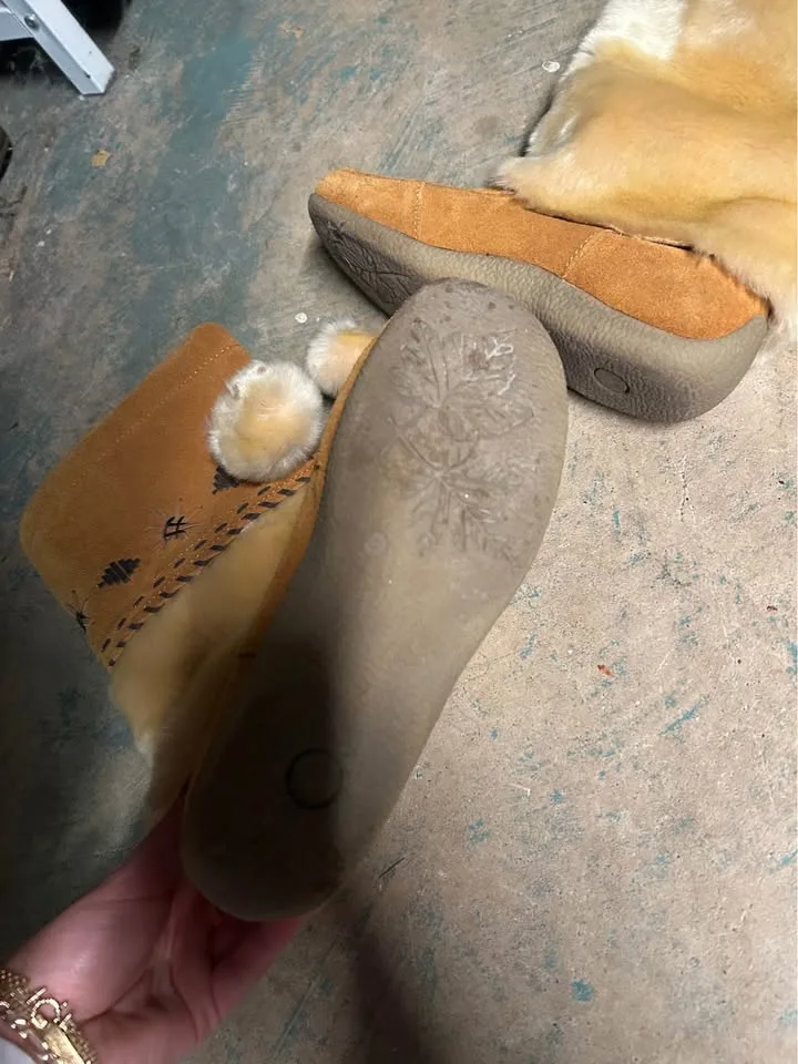 softmoc mukluks image indicator(2)