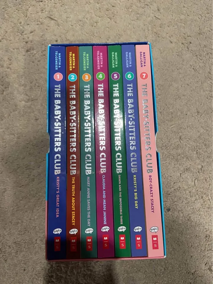 The Baby-Sitters Club & Raina Telgemeier Book Collection image indicator(2)