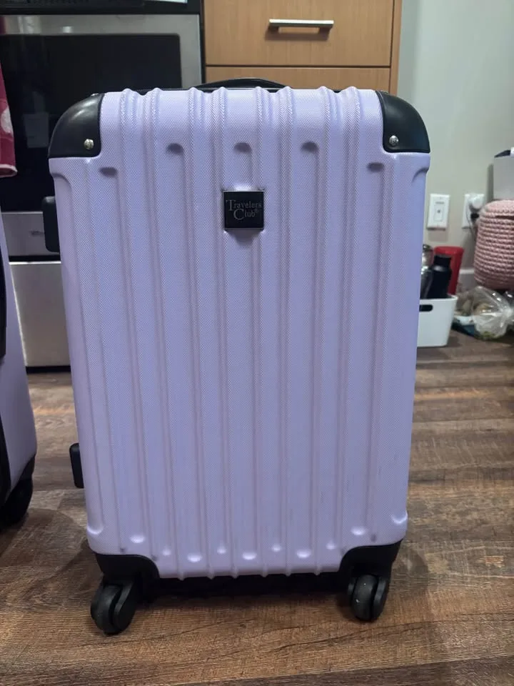 Luggage - like new image indicator(2)