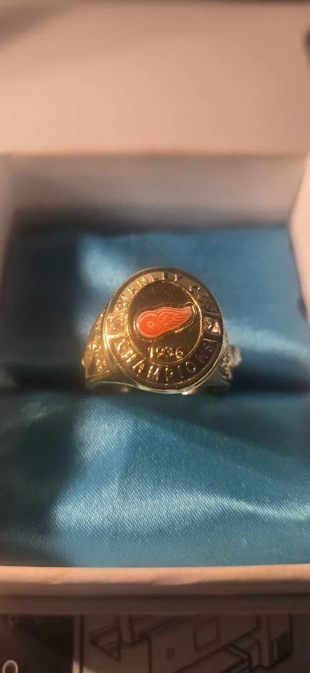 Replica Detroit Red Wings 1936 Stanley Cup Championship Ring