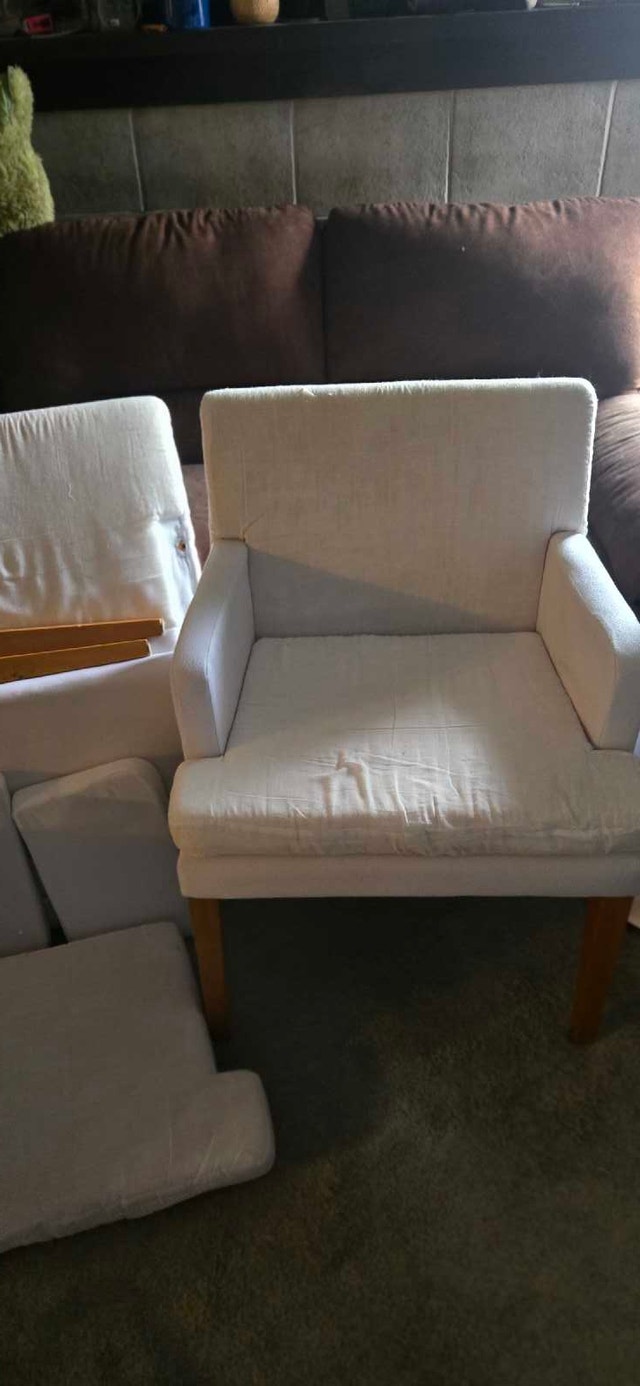 Accent Chairs