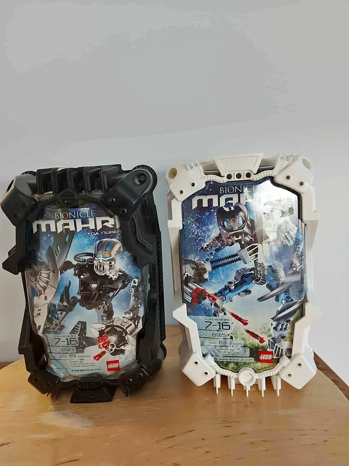 LEGO Bionicle Toa Mahri Set of 2, 8913, 8915 thumbnail