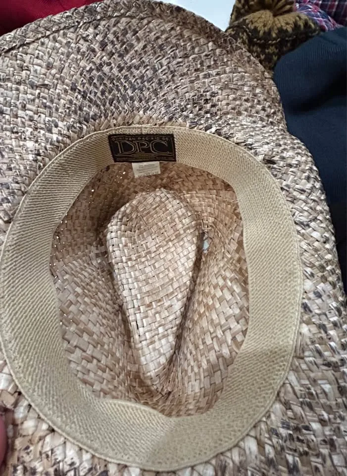 Mixed men’s clothing and accessories image indicator(5)