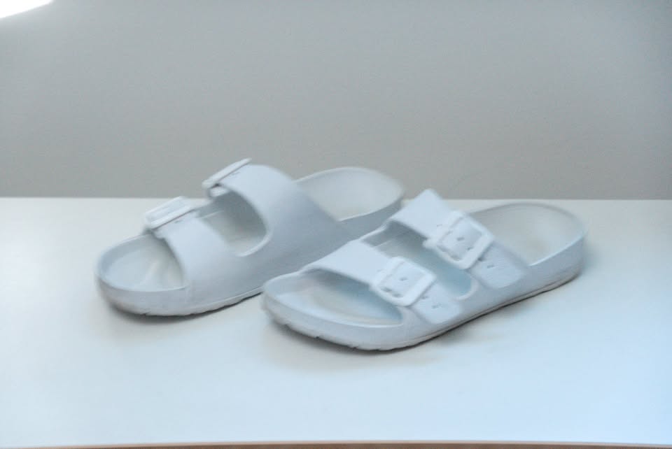 White Kauai Two-strap Foam Sandals (39 / W8.5 / M6.5) - photo 2