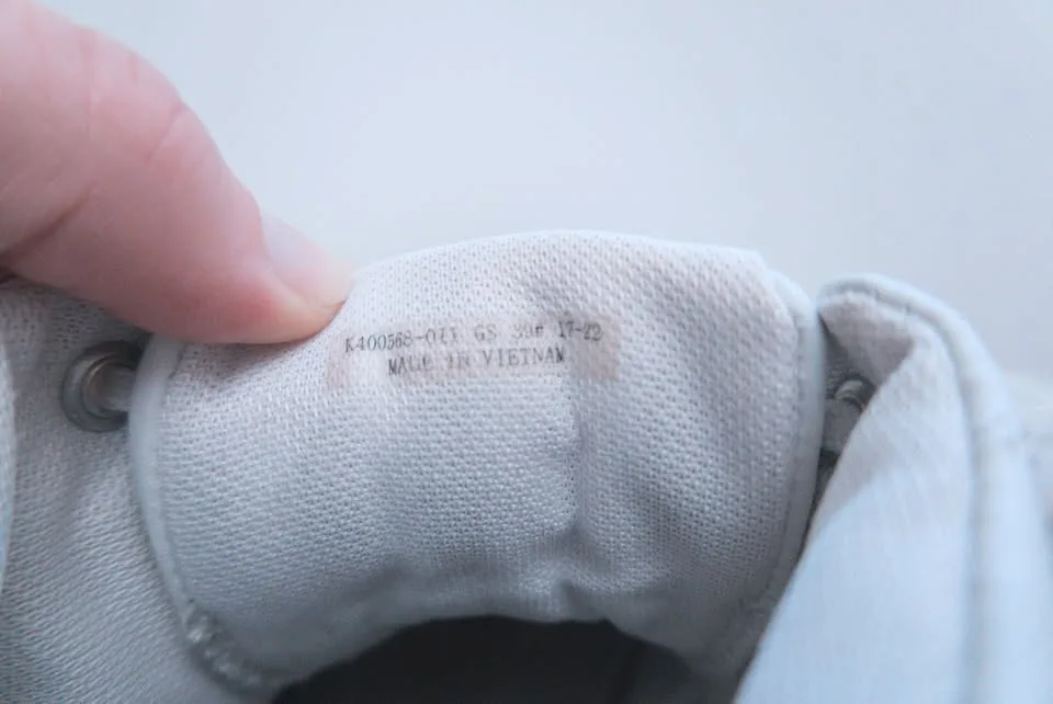 Camper Karst White Leather Sneakers (39 / W8.5) image indicator(7)