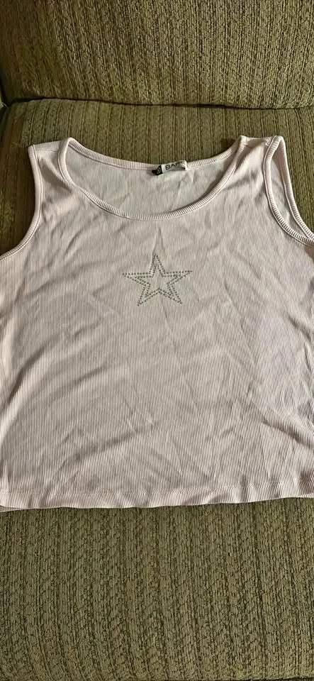Pink Tank Top With Silver Gem Star Design thumbnail