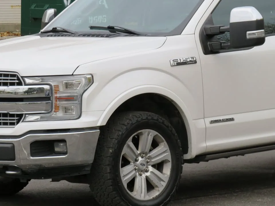 2018 Ford Lariat 4WD SuperCrew Diesel image indicator(2)