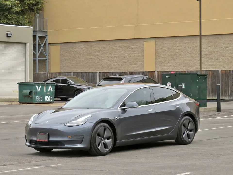 2018 Tesla Model 3 Long Range Battery AWD Dual Motor No Accident thumbnail