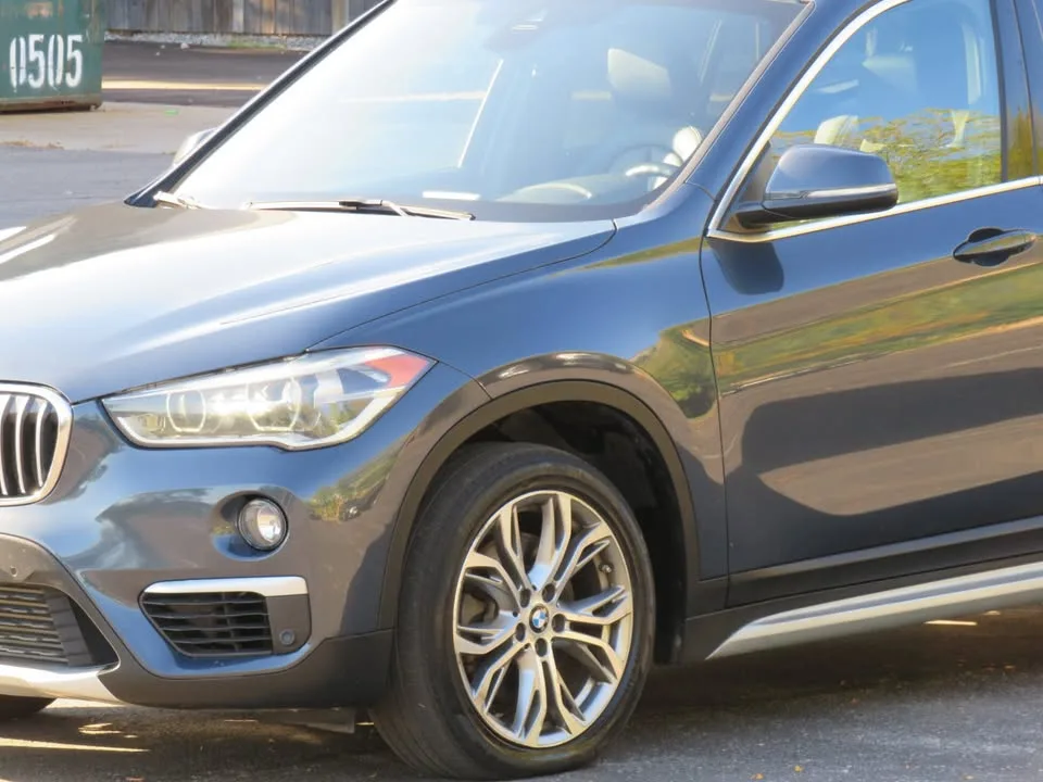 2019 BMW X1 XDrive28i Sport w/Navi B.Camera CarPlay Sunroof image indicator(2)