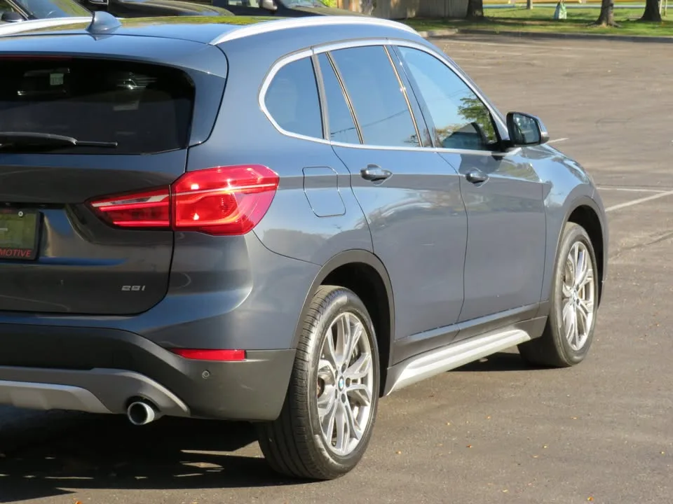 2019 BMW X1 XDrive28i Sport w/Navi B.Camera CarPlay Sunroof image indicator(6)