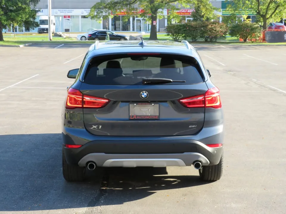 2019 BMW X1 XDrive28i Sport w/Navi B.Camera CarPlay Sunroof image indicator(7)
