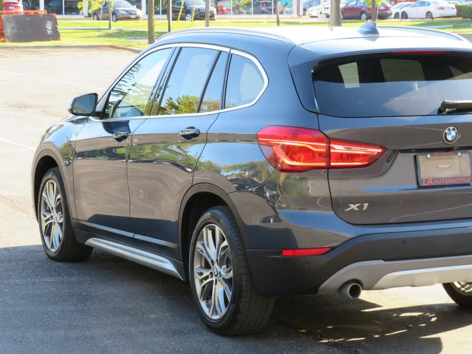 2019 BMW X1 XDrive28i Sport w/Navi B.Camera CarPlay Sunroof image indicator(8)