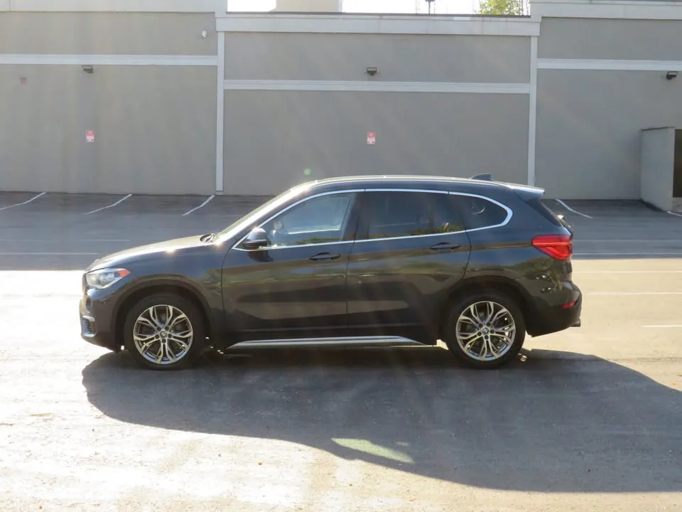 2019 BMW X1 XDrive28i Sport w/Navi B.Camera CarPlay Sunroof image indicator(9)
