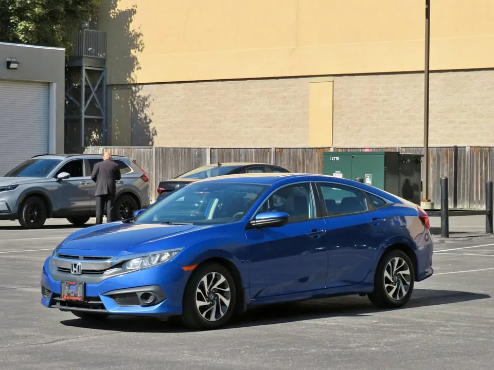 2018 Honda Civic EX Automatic w/ Sunroof No Accidents thumbnail