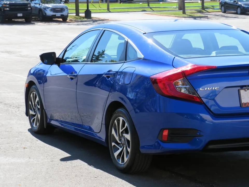 2018 Honda Civic EX Automatic w/ Sunroof No Accidents image indicator(8)