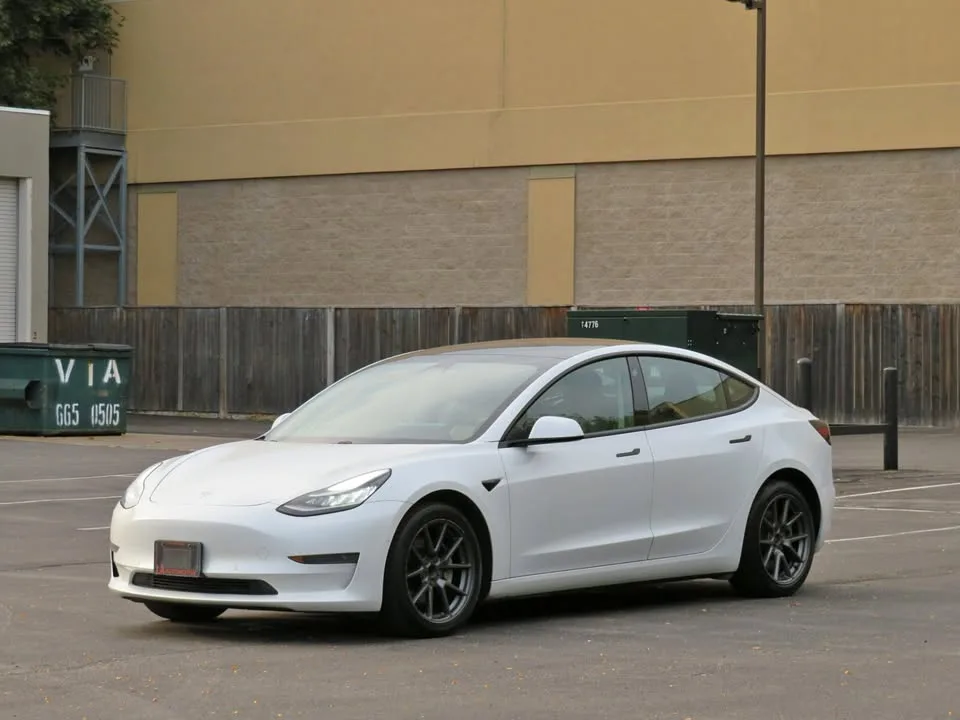 2021 Tesla Model 3 SR+ No Accidents thumbnail