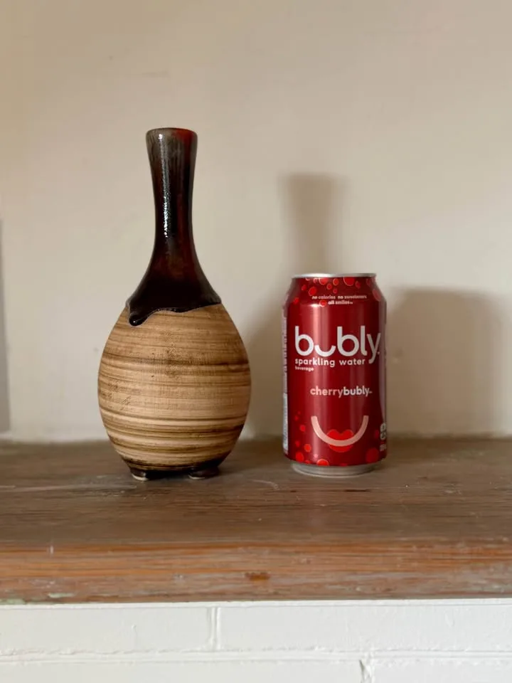 Vintage Beauce Pottery Vase - Mid Century Modern image indicator(9)