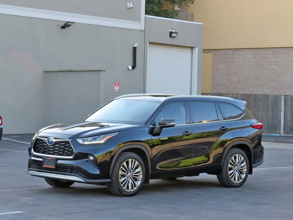 2020 Toyota Highlander Hybrid Platinum thumbnail