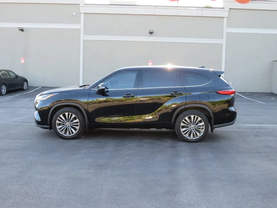 2020 Toyota Highlander Hybrid Platinum image indicator(9)