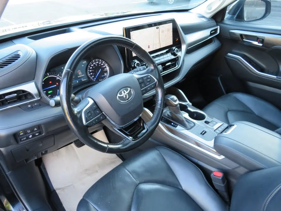 2020 Toyota Highlander Hybrid Platinum image indicator(10)