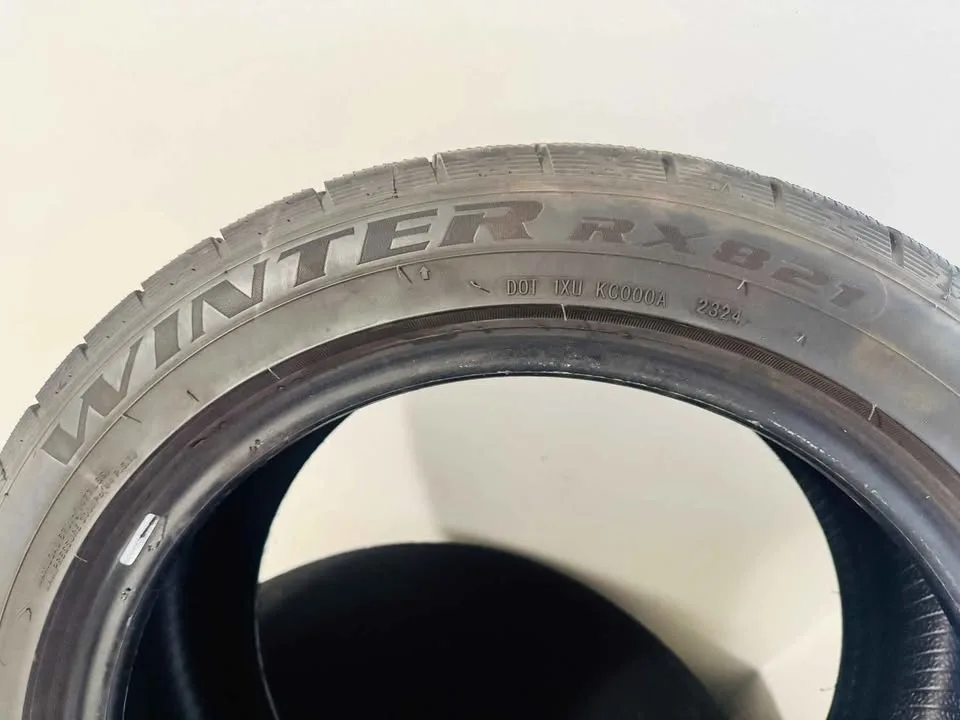 Set of 4 Winter Tires – No Rims image indicator(6)
