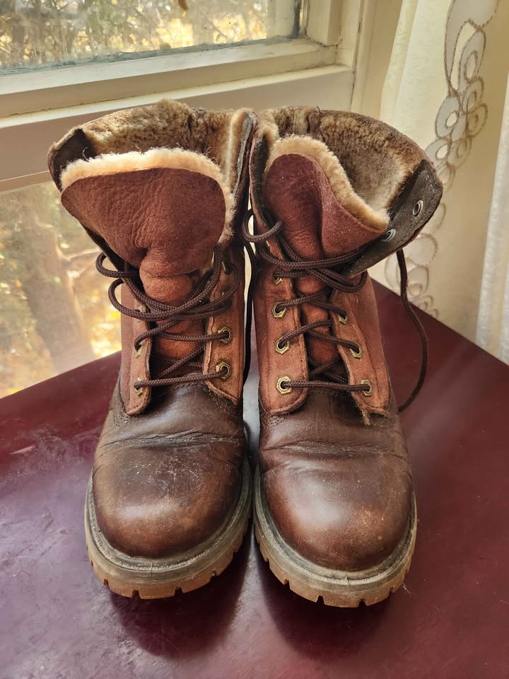 Timberland Boots Women 7 Brown Fur Suede - photo 3