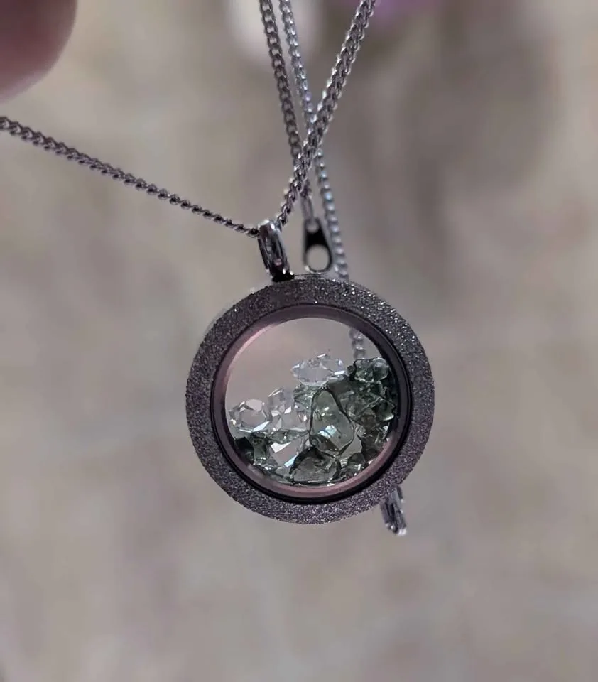 Genuine Moldevite & Herkimer diamond floating pendant 💚 💎 image indicator(3)