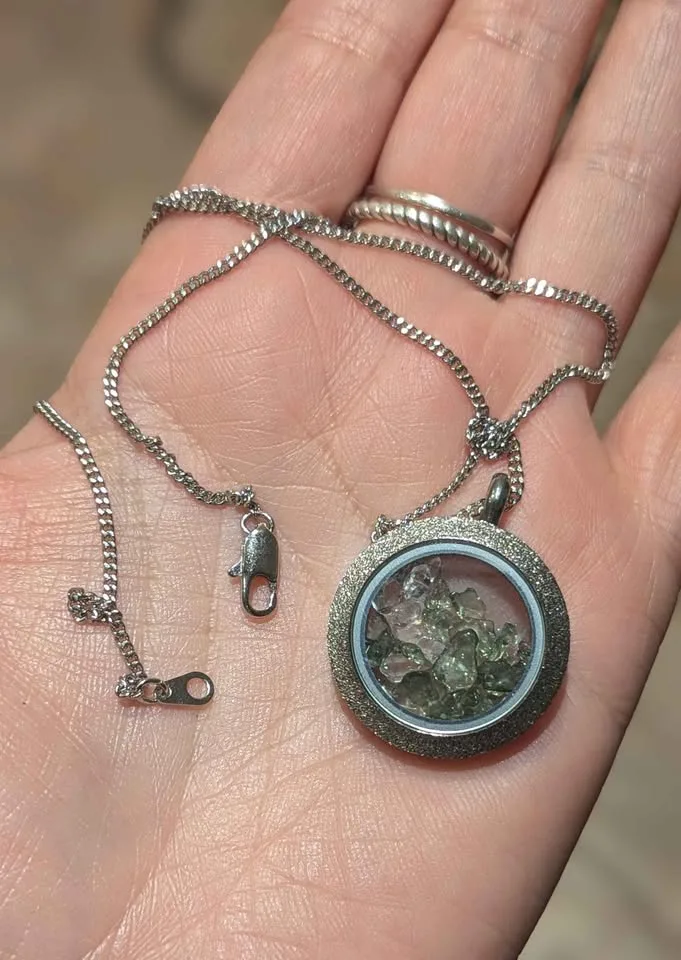 Genuine Moldevite & Herkimer diamond floating pendant 💚 💎 image indicator(4)