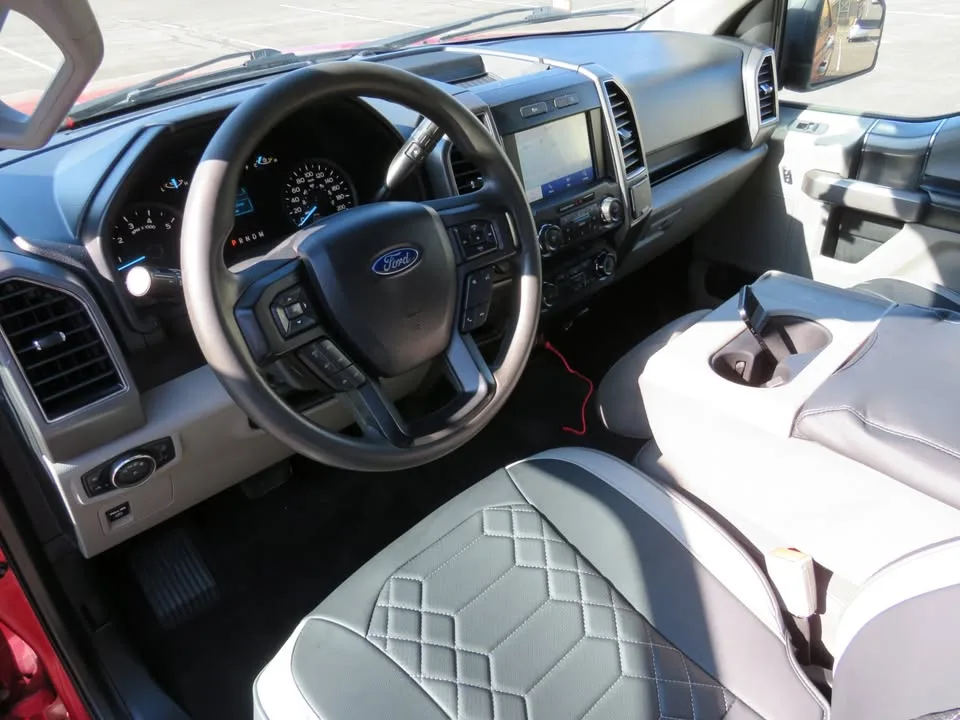 2020 Ford f-150 xlt 8 cyl 4wd supercrew 6.5' box no accidents image indicator(10)