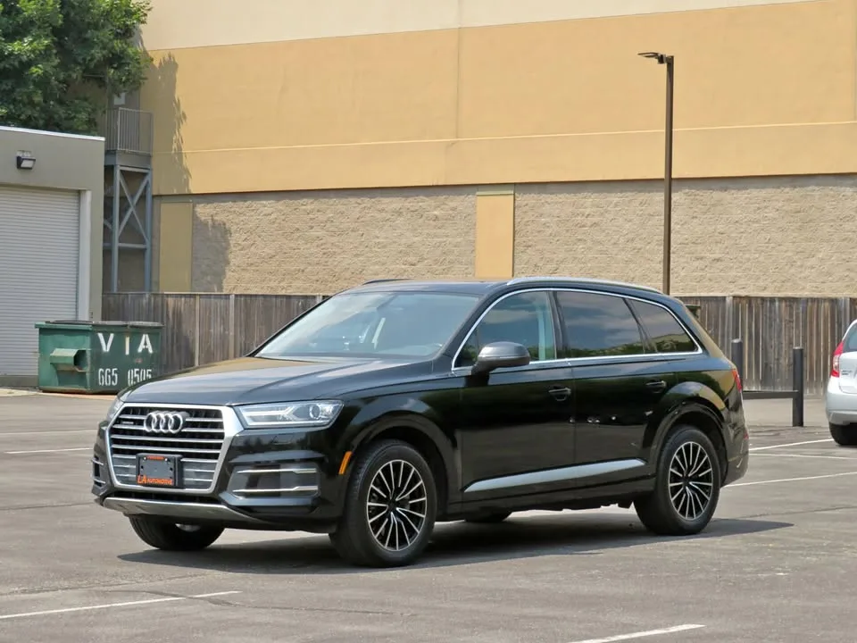 2018 Audi Q7 3.0 TFSI quattro 7 Passenger thumbnail