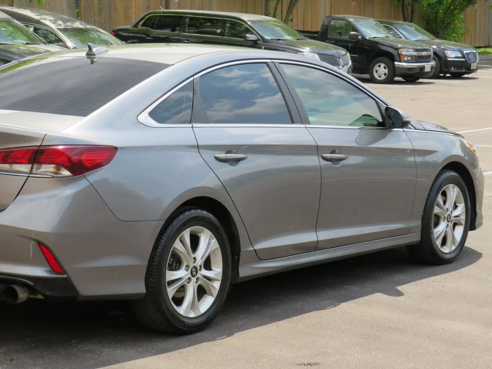 2018 Hyundai sonata automatic w/carplay camera heated seats blue image indicator(7)