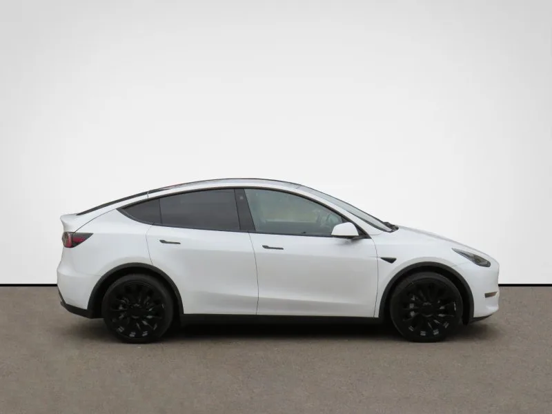 2022 Tesla model y long range awd w/ fsd image indicator(4)
