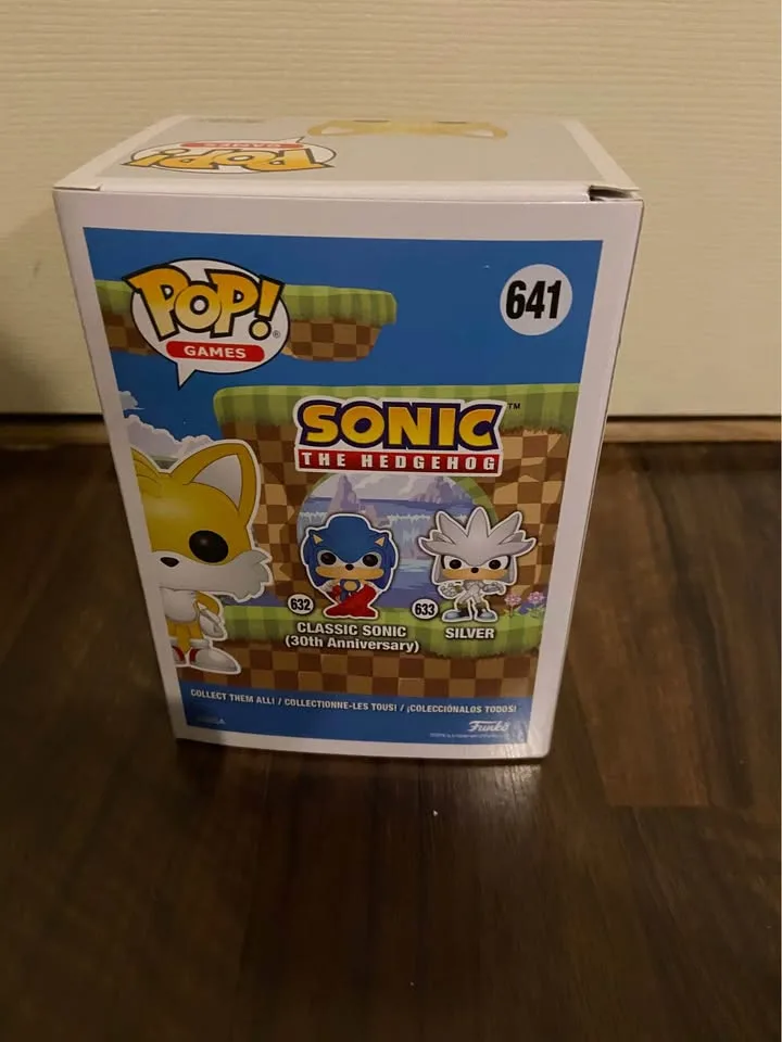 Sonic the Hedgehog Tails Flocked Funko Pop #641 image indicator(3)