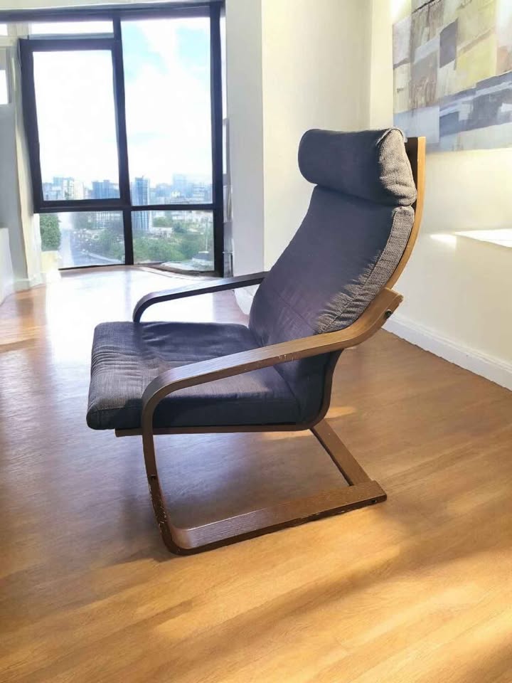 IKEA POÄNG Armchair (Dark Brown Frame) with Gray Cushion - photo 4