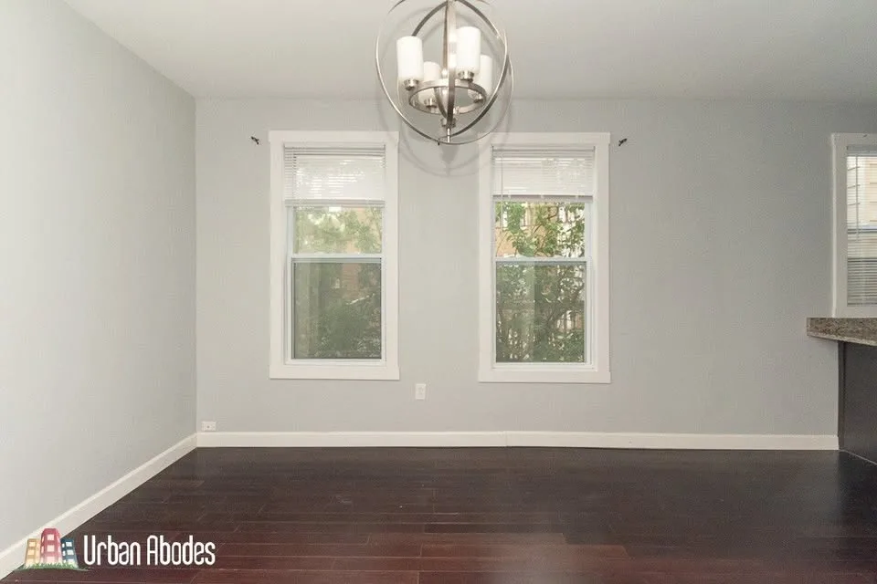 2 Beds 1 Bath Apartment image indicator(10)