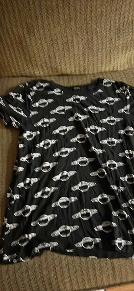 Saturn T shirt thumbnail
