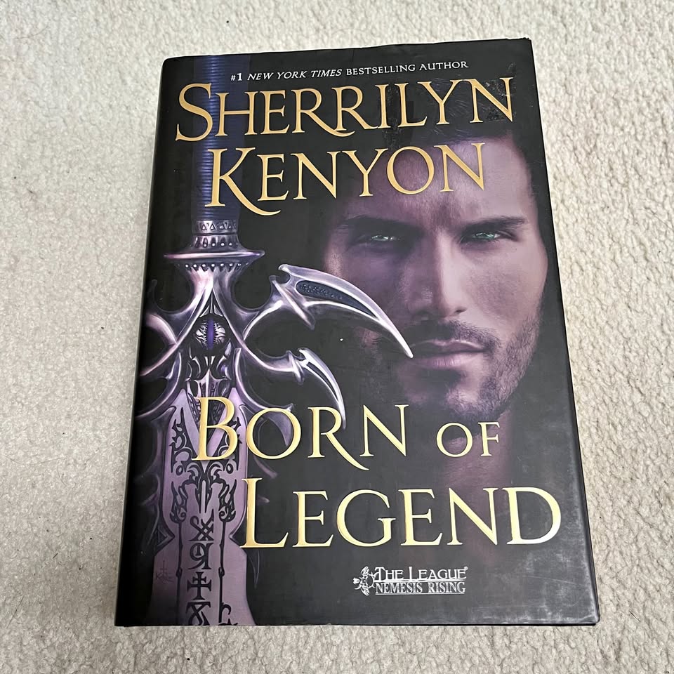 Born of Legend - Sherrilyn Kenyon (9th Book)