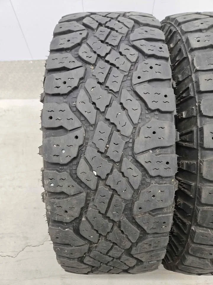 Goodyear Wrangler Duratrac Tires- LT265/70R17 image indicator(4)