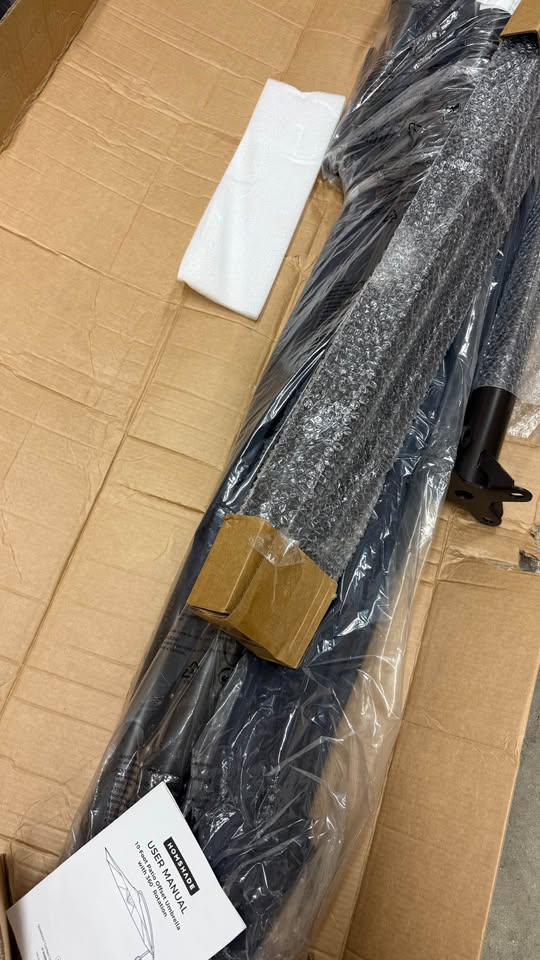 🌴 HOMSHADE 10FT Cantilever Patio Umbrella – Navy, Brand New - photo 5