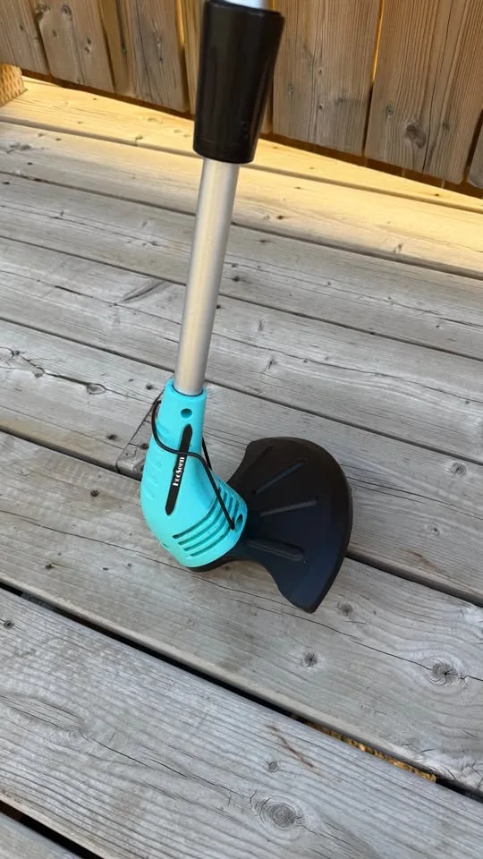 🌿 Lightweight HooSeen 12V Cordless Grass Trimmer image indicator(5)