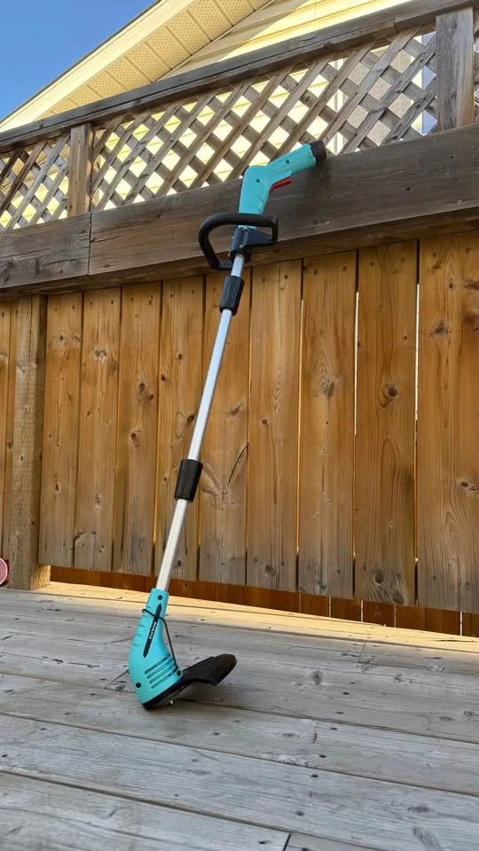 🌿 Lightweight HooSeen 12V Cordless Grass Trimmer image indicator(7)