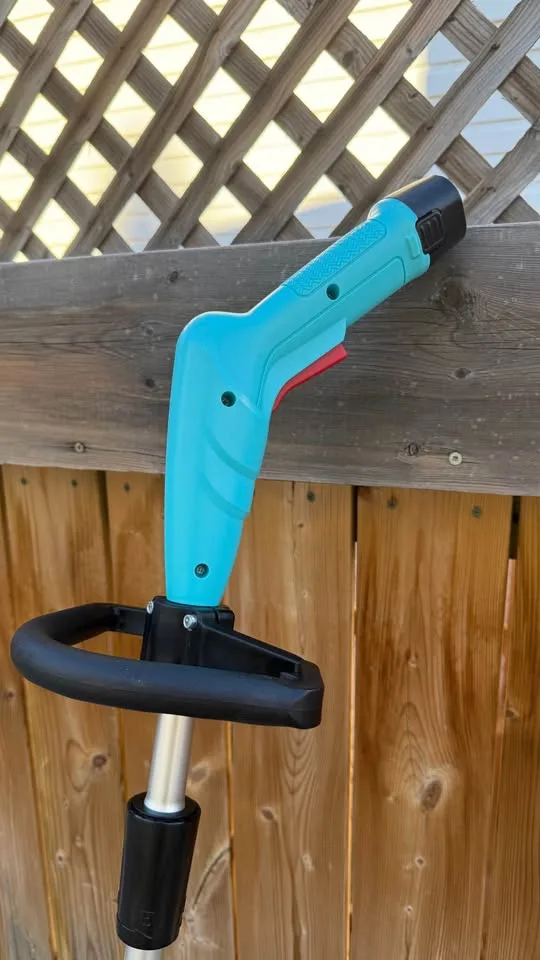 🌿 Lightweight HooSeen 12V Cordless Grass Trimmer image indicator(8)