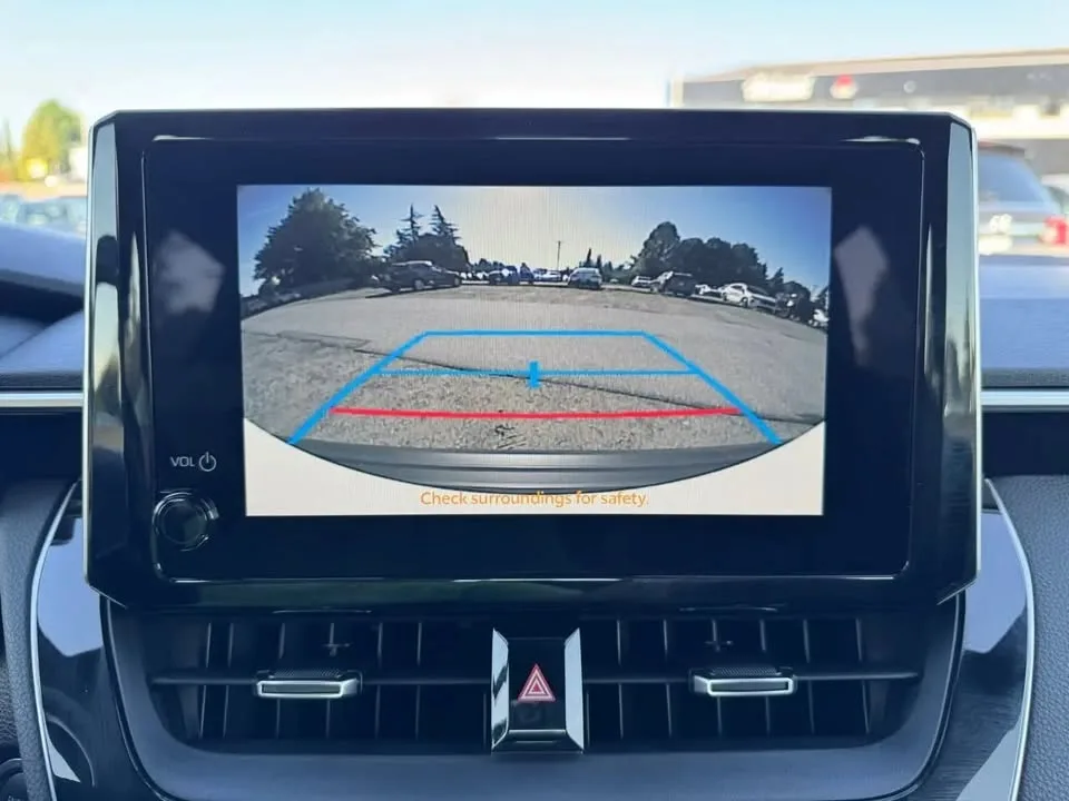 2025 Toyota corolla se hatchback image indicator(8)