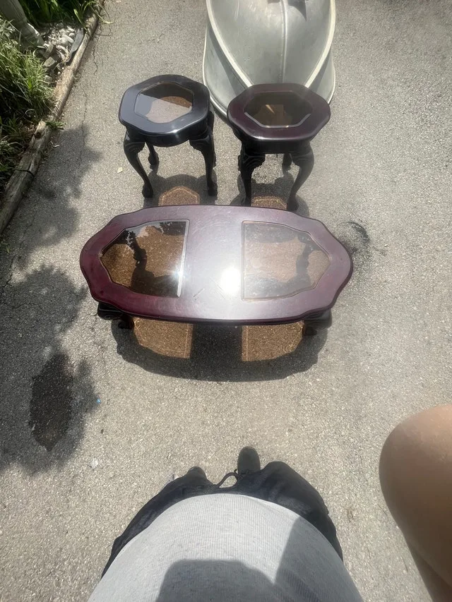 Coffee table and end tables image indicator(7)