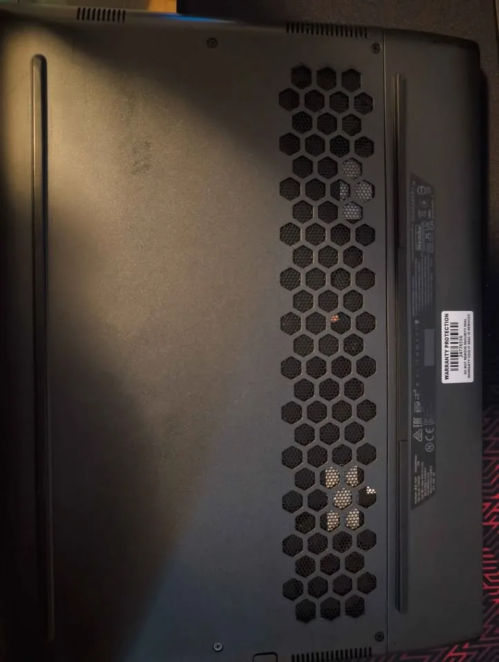 Alienware m15 R7 Gaming Laptop - i7 12700H, 16GB RAM, 1TB SSD image indicator(2)